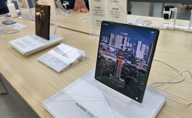 OLED手機市場滲透率接近50%，IT產品或將成為OLED下一戰場！